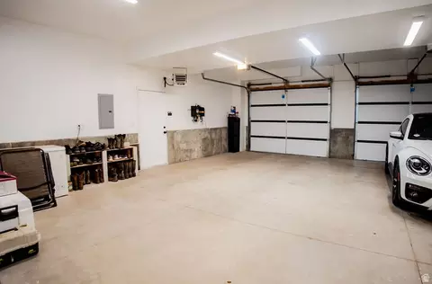 Exterior - 9704 N 8500 E, Tridell, UT 84076 photo 12 of 28