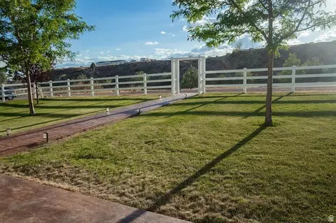 Exterior - 9704 N 8500 E, Tridell, UT 84076 photo 18 of 28