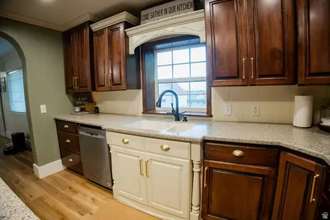 Kitchen - 9704 N 8500 E, Tridell, UT 84076 photo 13 of 13