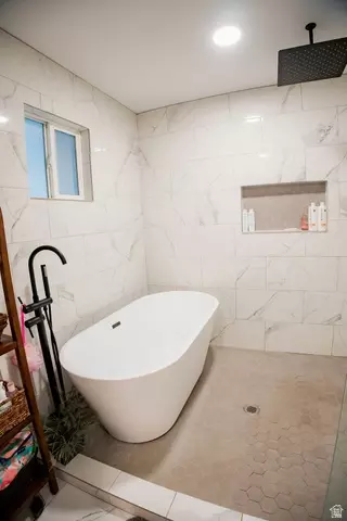 Bath - 9704 N 8500 E, Tridell, UT 84076 photo 7 of 11