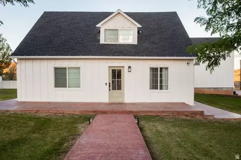 Exterior - 9704 N 8500 E, Tridell, UT 84076 photo 5 of 28