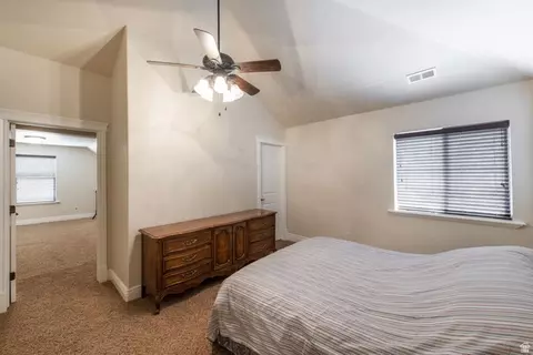 Bedroom - 1776 S Temple Ct E, Bountiful, UT 84010 photo 4 of 9