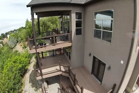 Exterior - 1776 S Temple Ct E, Bountiful, UT 84010 photo 17 of 18