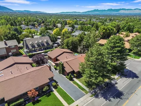 View/Area - 2424 E 4430 S, Holladay, UT 84124 photo 2 of 8