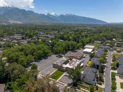 1880 E 5600 S, Holladay, UT 84121 photo 39