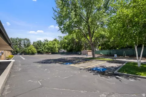 1880 E 5600 S, Holladay, UT 84121 photo 5