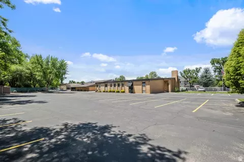 1880 E 5600 S, Holladay, UT 84121 photo 4