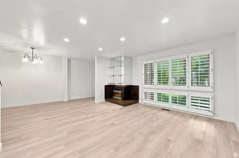 Living - 5647 S Park Pl E, Holladay, UT 84121 photo 2 of 6