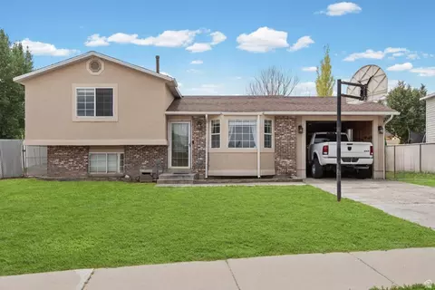 7705 W Consiline Ave, Magna, UT 84044