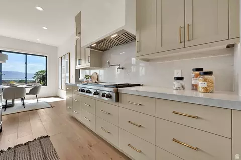 Kitchen - 571 S 840 W, Orem, UT 84057 photo 3 of 4