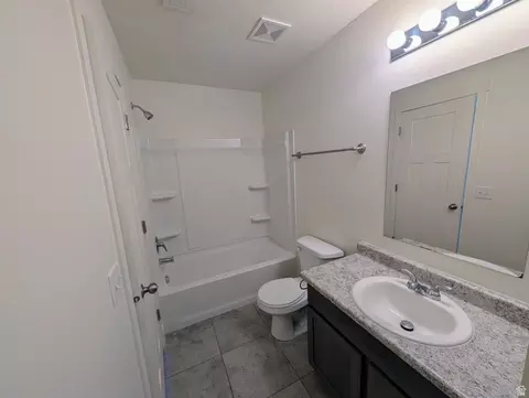 Bath - 643 N 160 E, Vineyard, UT 84059 photo 2 of 3