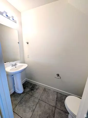 Bath - 643 N 160 E, Vineyard, UT 84059 photo 1 of 3