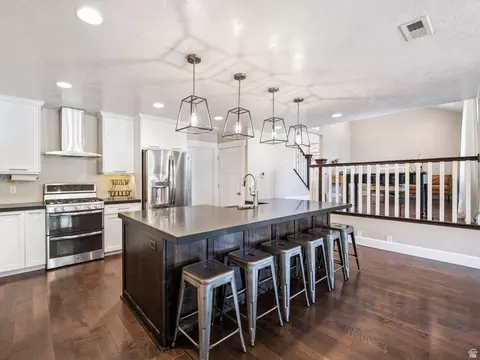 Kitchen - 19 E 1500 S, Bountiful, UT 84010 photo 3 of 4