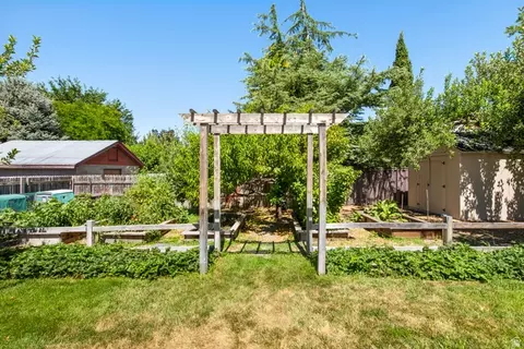 Exterior - 19 E 1500 S, Bountiful, UT 84010 photo 7 of 10
