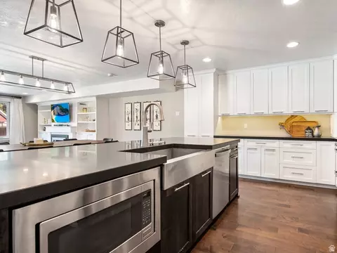 Kitchen - 19 E 1500 S, Bountiful, UT 84010 photo 4 of 4