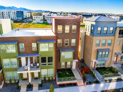 5088 W Duckhorn Dr, South Jordan, UT 84009