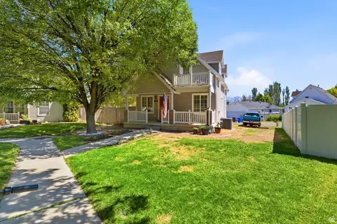 Exterior - 2951 E Ash Pt N, Eagle Mountain, UT 84005 photo 8 of 9