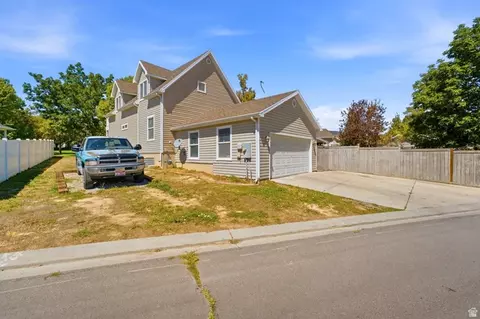 Exterior - 2951 E Ash Pt N, Eagle Mountain, UT 84005 photo 9 of 9