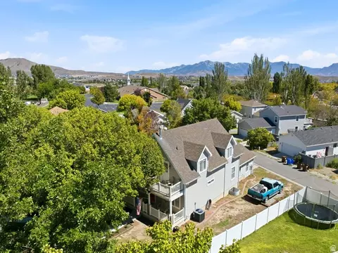 View/Area - 2951 E Ash Pt N, Eagle Mountain, UT 84005 photo 1 of 9