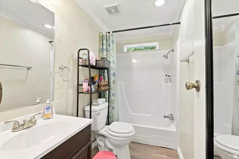 Bath - 50 E 1500 Pl S, Logan, UT 84321 photo 1 of 3