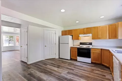 Kitchen - 168 E Southwell St, Ogden, UT 84404 photo 1 of 4