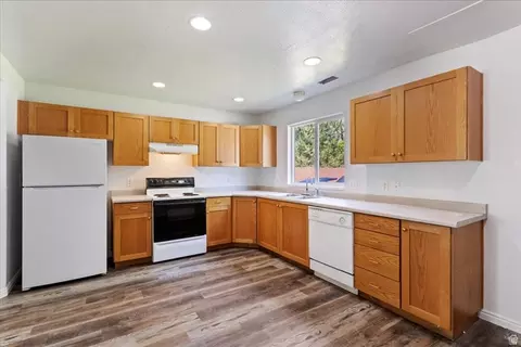 Kitchen - 168 E Southwell St, Ogden, UT 84404 photo 2 of 4