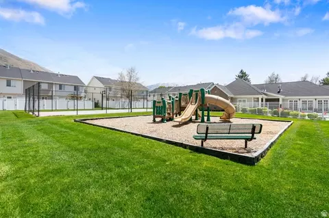 Exterior - 732 N 200 E, Springville, UT 84663 photo 7 of 7