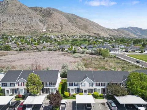 View/Area - 732 N 200 E, Springville, UT 84663 photo 4 of 8