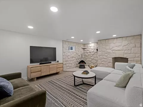 Living - 1550 E Treeview Dr S, Millcreek, UT 84124 photo 4 of 7