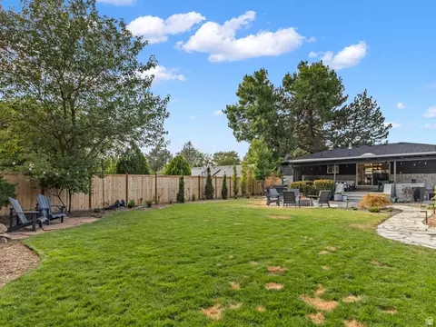 Exterior - 1550 E Treeview Dr S, Millcreek, UT 84124 photo 14 of 16