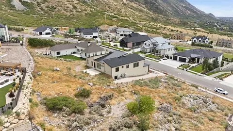 View/Area - 1445 E Rodeo Dr, Alpine, UT 84004 photo 5 of 9