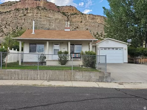 675 Edgehill Dr, Sunnyside, UT 84539