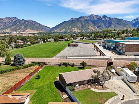 View/Area - 1489 E Verde Cir S, Sandy, UT 84093 photo 5 of 5
