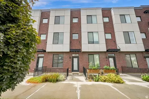 25 E Center St #13, North Salt Lake, UT 84054