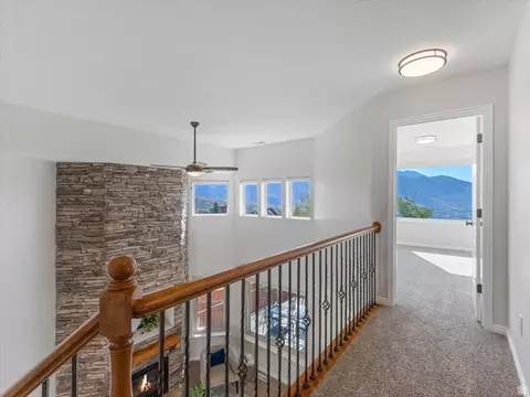 Entry Way - 2138 Eagle Crest Dr, Draper, UT 84020 photo 3 of 4