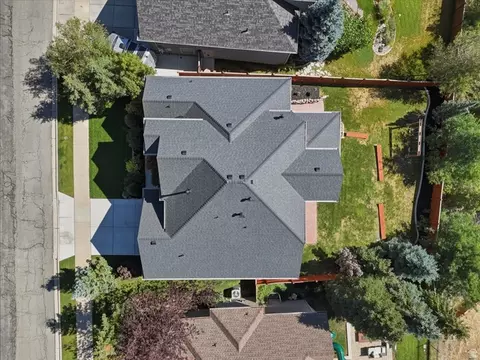 View/Area - 2138 Eagle Crest Dr, Draper, UT 84020 photo 3 of 8
