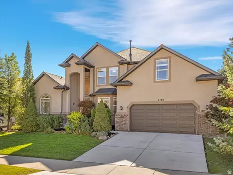 Exterior - 2138 Eagle Crest Dr, Draper, UT 84020 photo 9 of 17