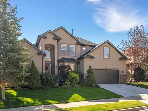 Exterior - 2138 Eagle Crest Dr, Draper, UT 84020 photo 8 of 17