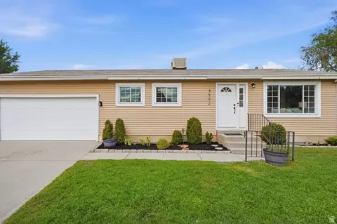 4582 W Hummel Cir, Salt Lake City, UT 84118