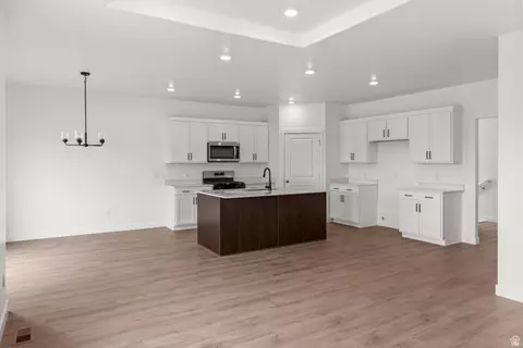1833 E 920 N #423, Salem, UT 84653 photo 4