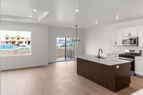 1833 E 920 N #423, Salem, UT 84653 photo 3