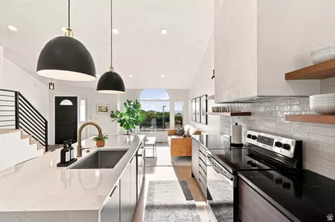 Kitchen - 3829 S 400 E, Bountiful, UT 84010 photo 3 of 3