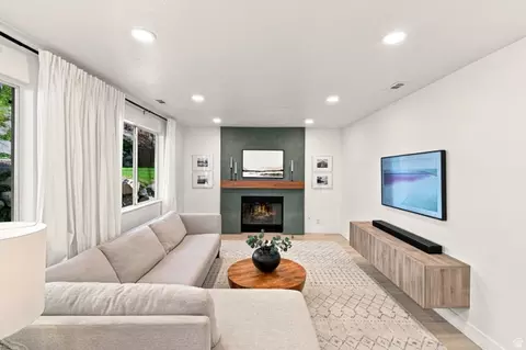 Living - 3829 S 400 E, Bountiful, UT 84010 photo 2 of 3