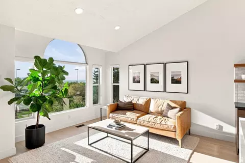 Living - 3829 S 400 E, Bountiful, UT 84010 photo 1 of 3