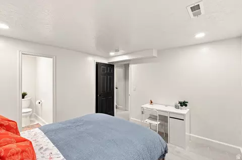 Bedroom - 3829 S 400 E, Bountiful, UT 84010 photo 6 of 6
