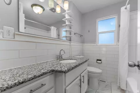 Bath - 6824 S 700 E, Midvale, UT 84047 photo 7 of 9