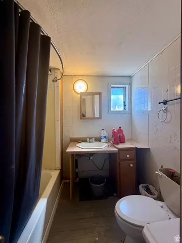 Bath - 2308 E Highway 40, Naples, UT 84078 photo 1 of 2