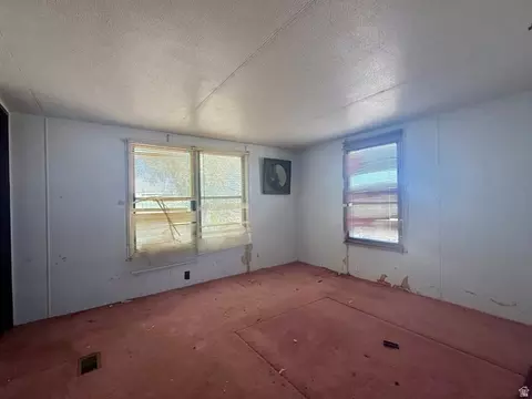 Bedroom - 2308 E Highway 40, Naples, UT 84078 photo 2 of 4