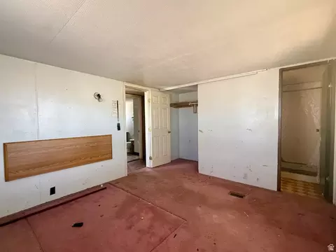 Bedroom - 2308 E Highway 40, Naples, UT 84078 photo 3 of 4