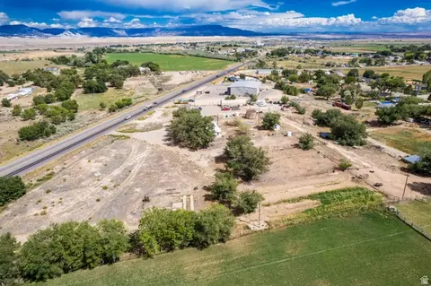 View/Area - 2308 E Highway 40, Naples, UT 84078 photo 7 of 14